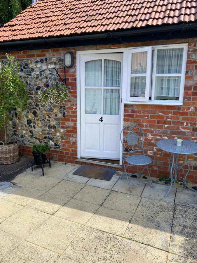 Ship Stores Guest House Clare Exterior foto