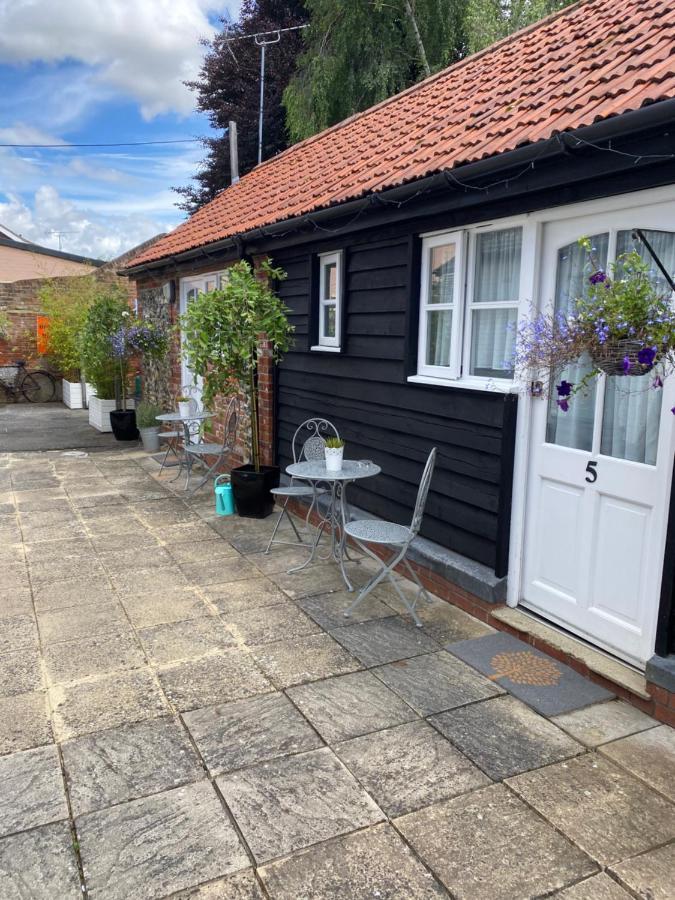 Ship Stores Guest House Clare Exterior foto